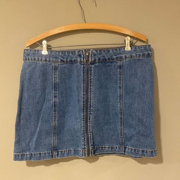 Altar’d State Y2K Inspired Mini Jean Denim Zip-up Skirt Size‎ Large - Picture 1 of 5